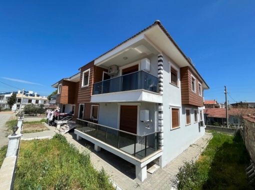 FOÇA BAĞARASI HACIVELİ DE 2+1 FERAH DAİRE